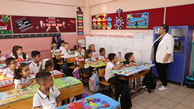 Edirne'de okullarda ilk derste "yeşil vatan" konusu işlendi