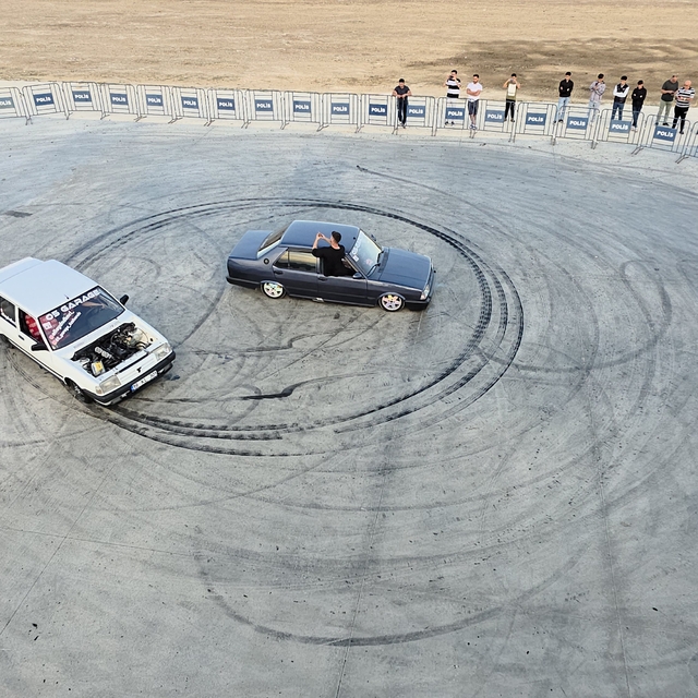 Modifiye araç tutkunları Amasya'da buluştu