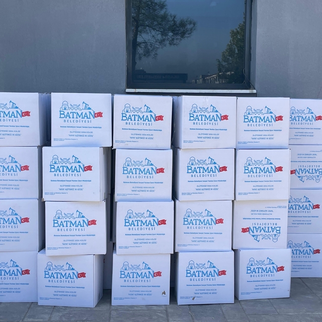 Batman'da 1268 aileye glütensiz gıda yardımı