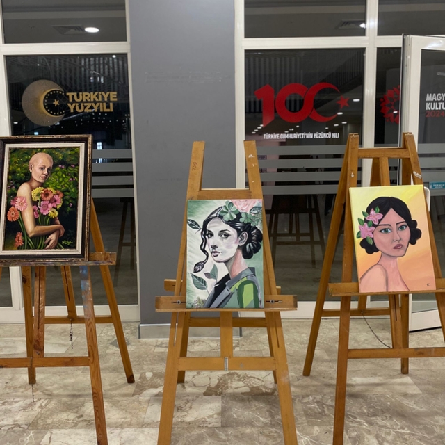 Tekirdağ'da kanser farkındalığı için resim sergisi açıldı