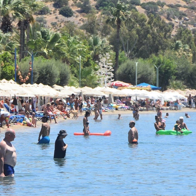 Ege Denizi'nde deniz suyu sıcaklığı arttı: Yüzme sezonu 11 gün uzadı