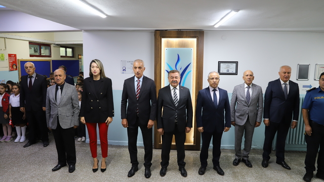 Gölbaşı'nda yeni eğitim öğretim yılı başladı