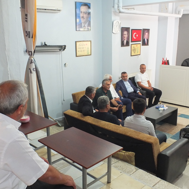 AK Parti Malatya Milletvekili Koca Keban'da istişare toplantısına katıldı