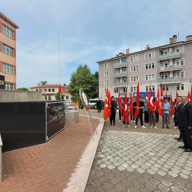 Çarşamba, Vezirköprü ve Salıpazarı'nda öğrenciler dersbaşı yaptı