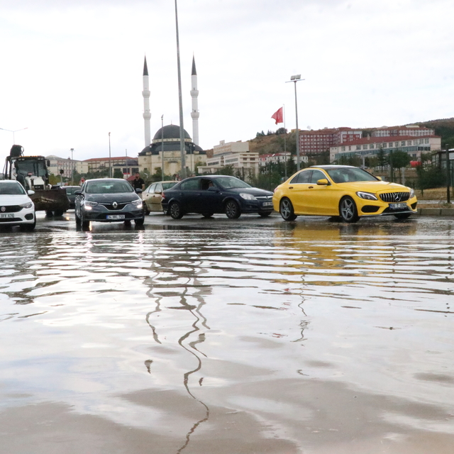 Yozgat'ta sağanak etkili oldu