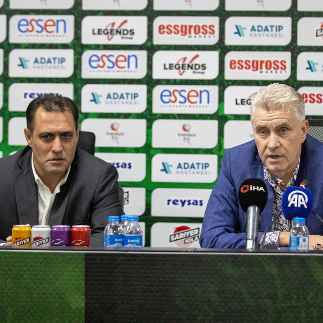 Sakaryaspor, teknik direktör Serhat Sütlü ile sözleşme imzaladı