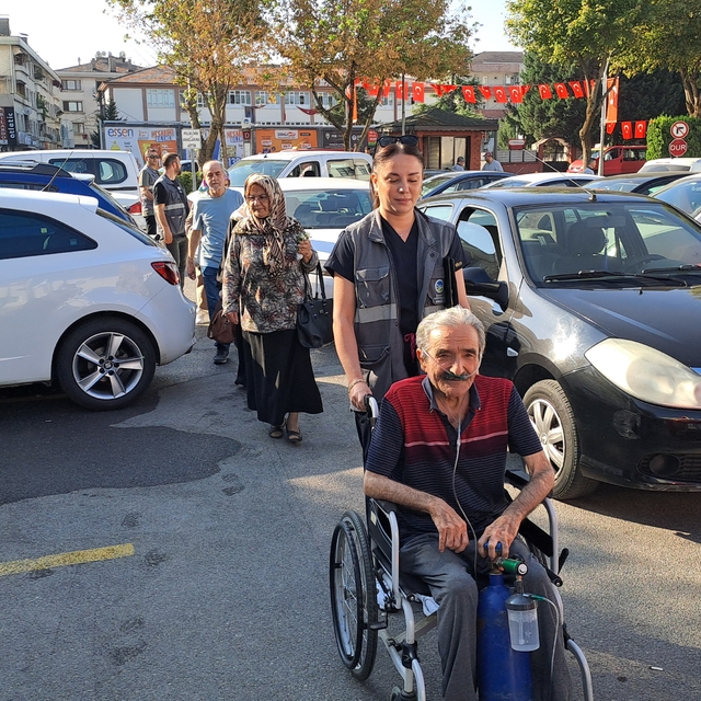 Sakarya Büyükşehir Belediyesi, 30 yıllık evli çiftlere ücretsiz sağlık tara...