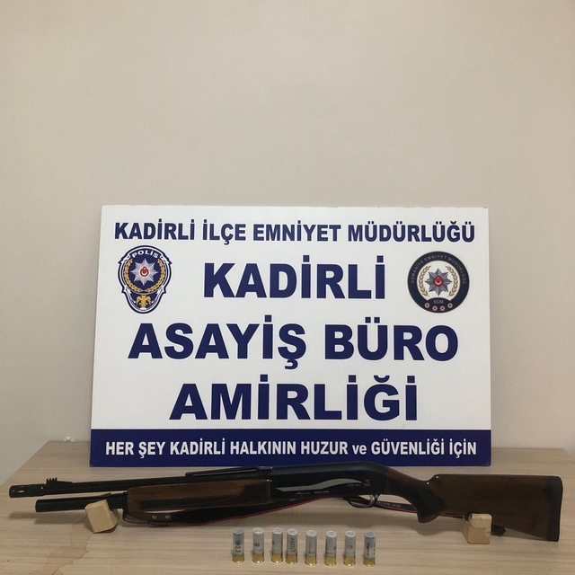 Kadirli'de asayiş uygulamalarında gözaltına alınan 4 zanlı tutuklandı