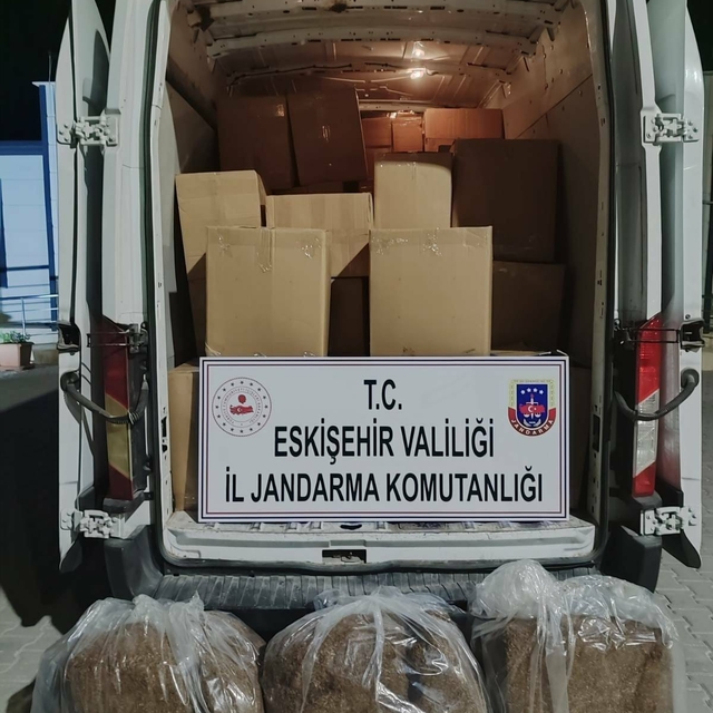Eskişehir'de 1 ton 125 kilogram kaçak tütün ele geçirildi