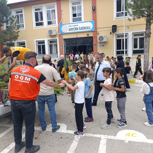 Seydişehir'de "Her Çocuk Bir Fidan" etkinliği düzenlendi