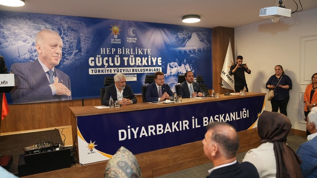 AK Parti Genel Başkan Yardımcısı Yerebakan, Diyarbakır'da çeşitli ziyaretler gerçekleştirdi