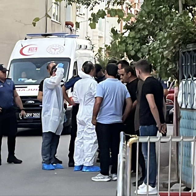 Anne-kızın evde ölü bulunduğu olayda 16 yaşındaki şüpheli gözaltında