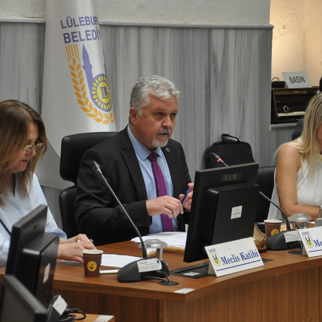 Lüleburgaz'da öğrenci servis ücretleri belirlendi