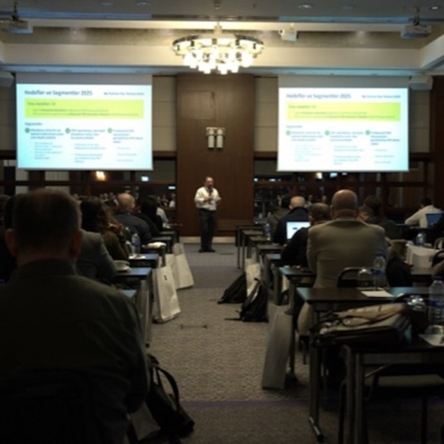 Kocaeli'de 'Kar Odaklı Üretim: Dijital Araçlar ve Fonlama Sırları' etkinliğ...