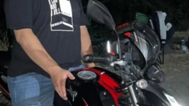 Motosikletiyle refüje çarpan üniversiteli Ömer Faruk öldü