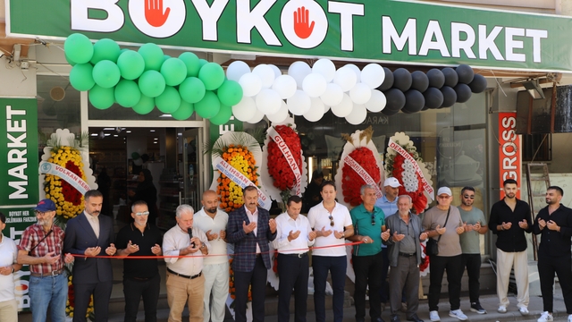 Gölbaşı'nda İsrail ürünlerini boykot etmek için market açıldı