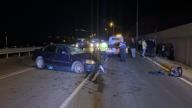 Kayseri'de otomobil ile kamyonet çarpıştı: 1 ölü, 4 yaralı