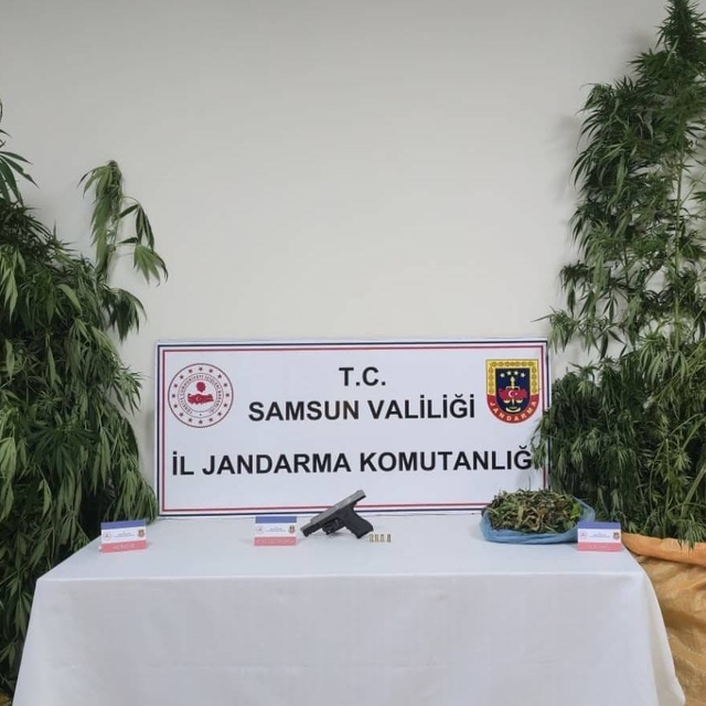 Samsun'da uyuşturucu operasyonunda 2 zanlı yakalandı