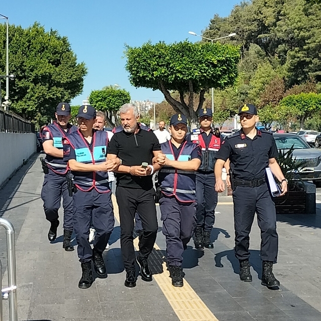 Eski Manavgat Belediye Başkanı Sözen ile kardeşi "rüşvet" soruşturması kaps...