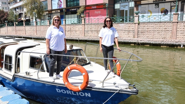 Porsuk Çayı'nın turist gezi botları kadınlara emanet