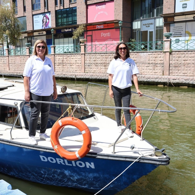 Porsuk Çayı'nın turist gezi botları kadınlara emanet