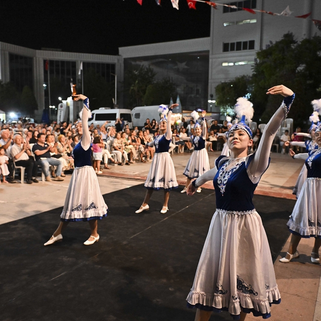Antalya'da "Komşu Ülkeler Gecesi" düzenlendi