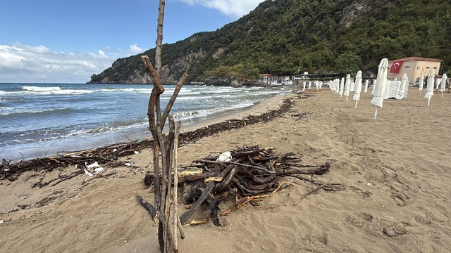 İnkumu sahilinde kirlilik