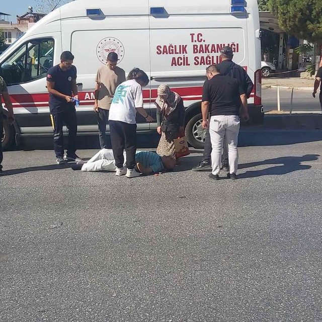 Otomobilin çarptığı yaya öldü