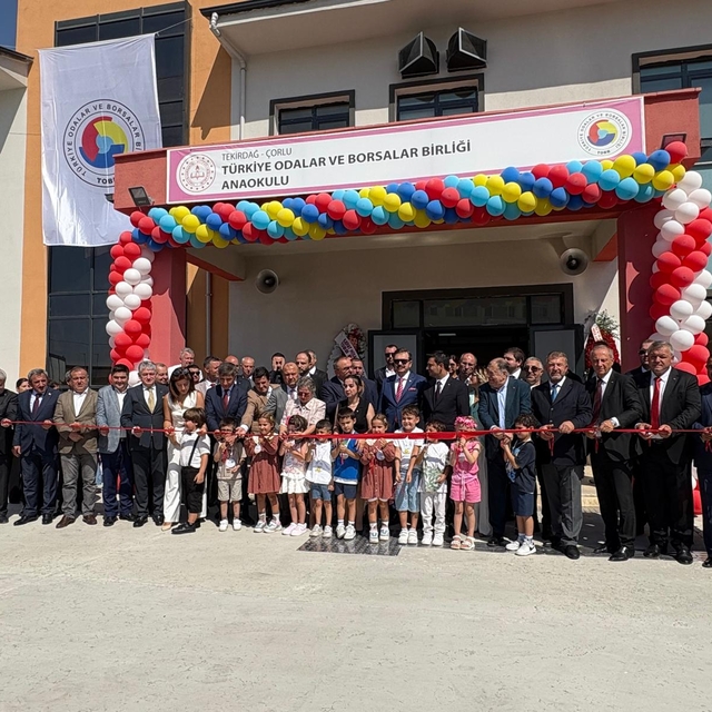 TOBB Başkanı Hisarcıklıoğlu Tekirdağ'da okul açılışına katıldı