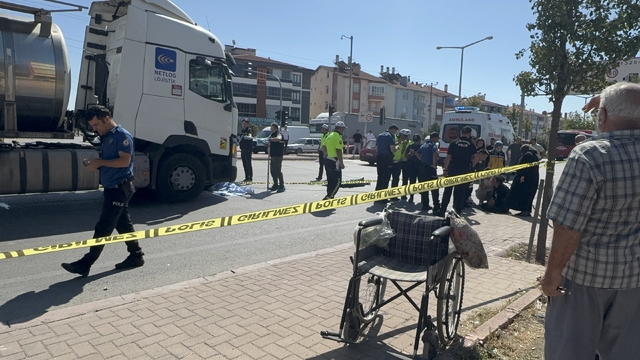 Konya'da tırın çarptığı kadın öldü, engelli kızı yaralandı