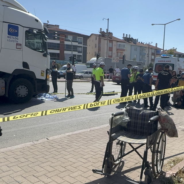 Konya'da tırın çarptığı kadın öldü, engelli kızı yaralandı