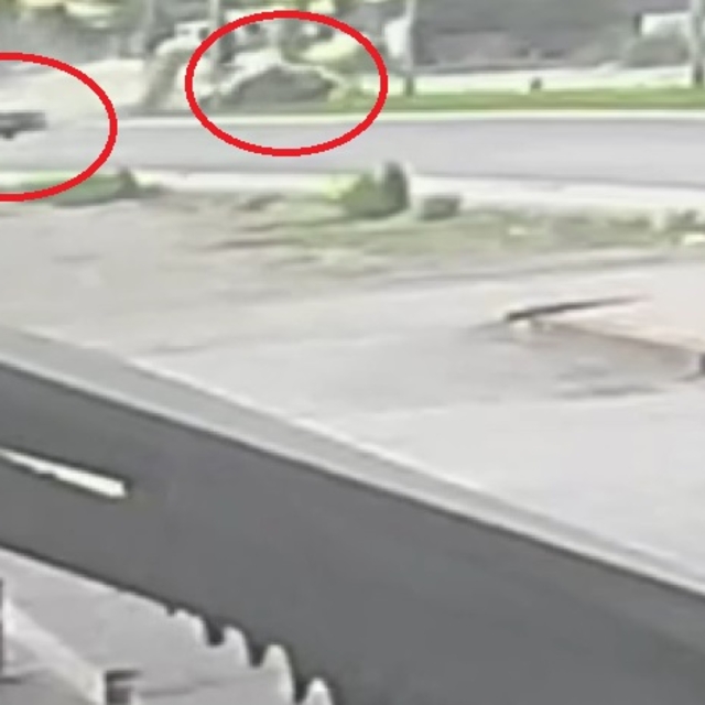 İki otomobilin çarpıştığı kazada ölü sayısı 3'e çıktı; kaza kamerada