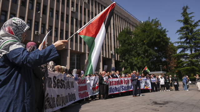 İsrail'in Küresel Sumud Filosu'na yönelik saldırılarına suç duyurusu