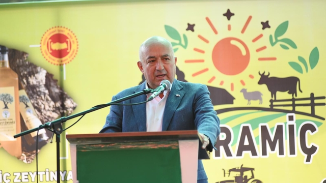Milletvekili Gider Bayramiç Tarım ve Teknoloji Fuarı'nı ziyaret etti