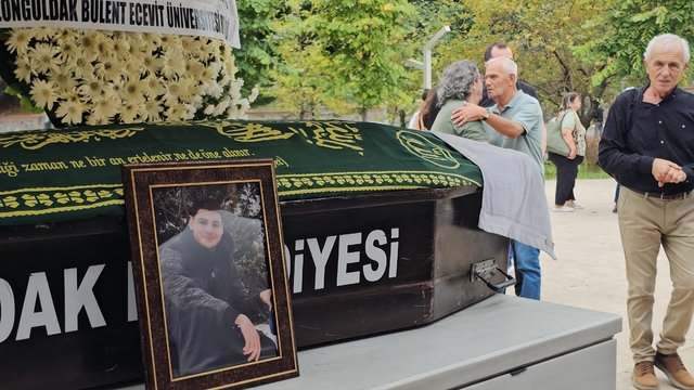 Doğum gününde kaza yapan Kayra öldü