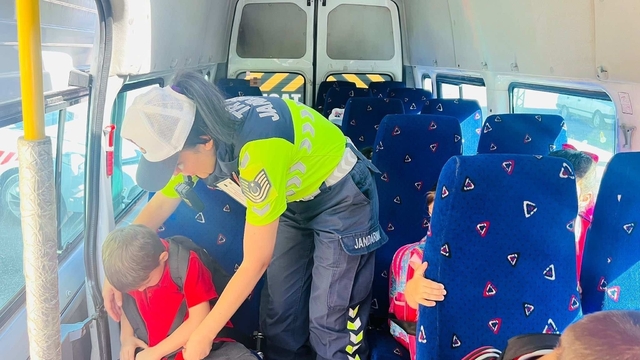 Erzurum'da jandarma öğrencilerin huzur ve güvenliği için denetimlerini sürdürüyor