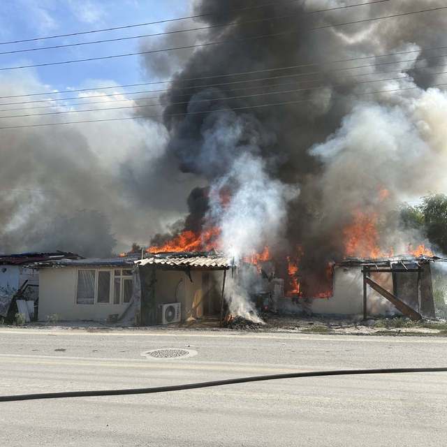 Sakarya'da kavgada ateşe verilen 4 ev kullanılamaz hale geldi