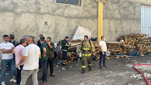 Mardin'de depoda çıkan yangın söndürüldü