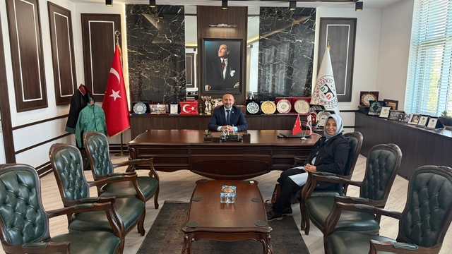 Yeşilay Tokat Şube Başkanı Ateş, Baro Başkanı Bozkurt'u ziyaret etti