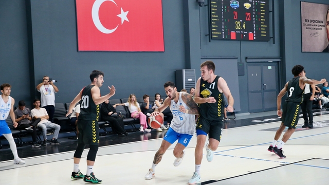 Kocaeli'de İlkan Karaman anısına basketbol turnuvası düzenleniyor