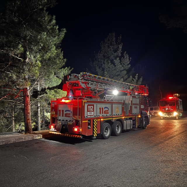 Kahramanmaraş'ta restoranda çıkan yangında 11 kişi dumandan etkilendi