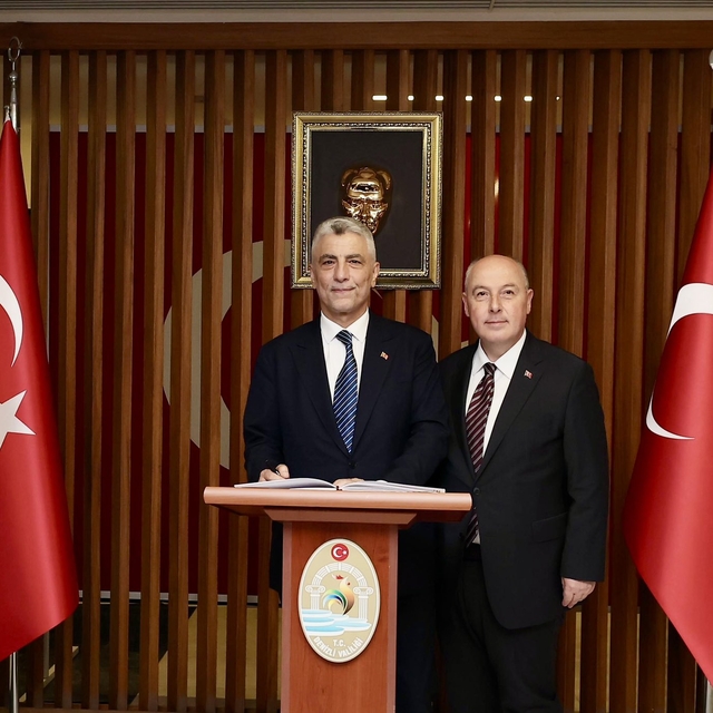 Ticaret Bakanı Bolat, Denizli'de ziyaretlerde bulundu