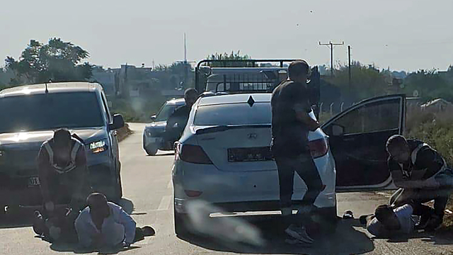Adana'da kuyumcudan yaklaşık 1 kilogram altın çalan 3 zanlı tutuklandı