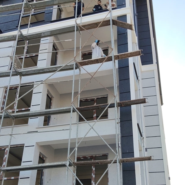 Tekirdağ'da inşaattan düşen işçi yaşamını yitirdi