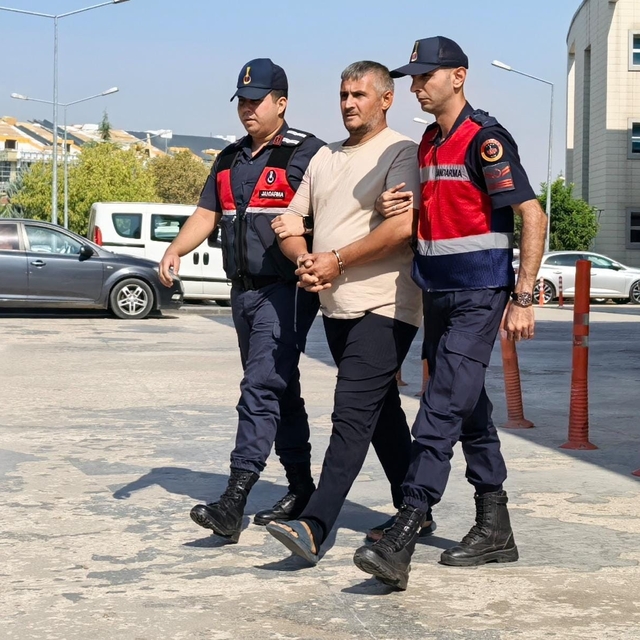 12 yıl kesinleşmiş hapis cezası bulunan hükümlü, içki içerken yakalandı