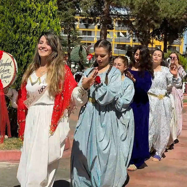 Konya'da 'gelin hamamı' geleneği yaşatılıyor