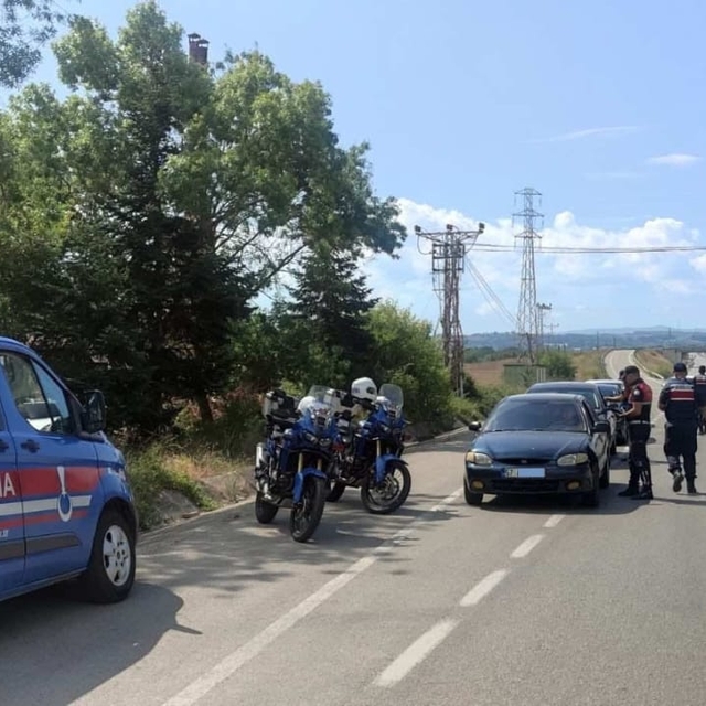Sinop'ta huzur uygulamasında aranan 3 kişi yakalandı