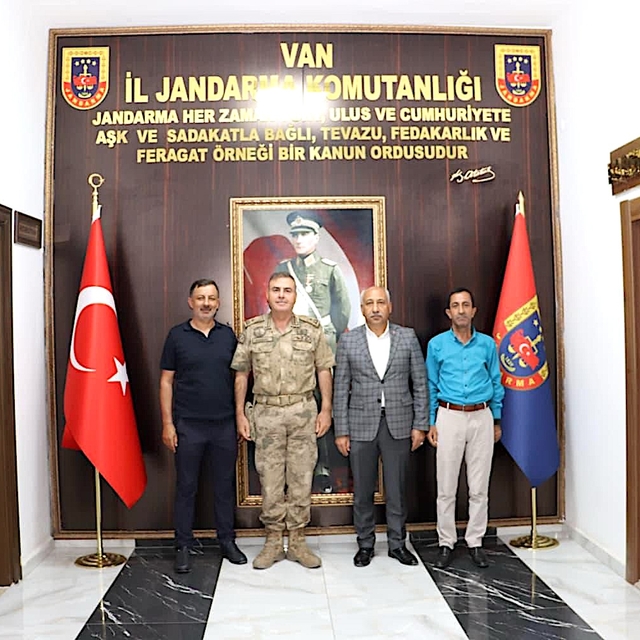MHP Van İl Başkanı Güngöralp, İl Jandarma Komutanı Avkıran'ı ziyaret etti
