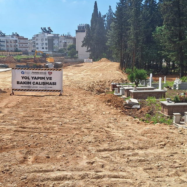 Selanik göçmenlerinin mezarları, yol olmayacak