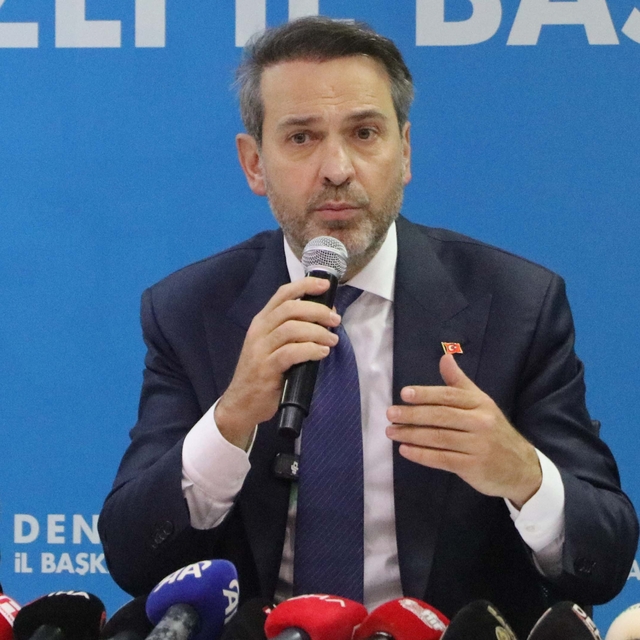 Bakan Bayraktar: AK Parti olarak her daim sahada bulunmanın önemine inanıyo...